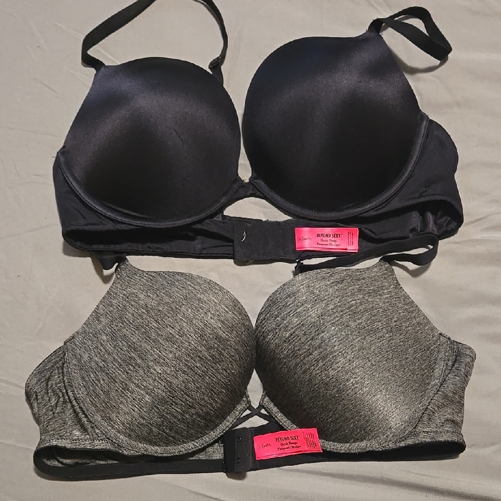 Black and Gray Women's Bras